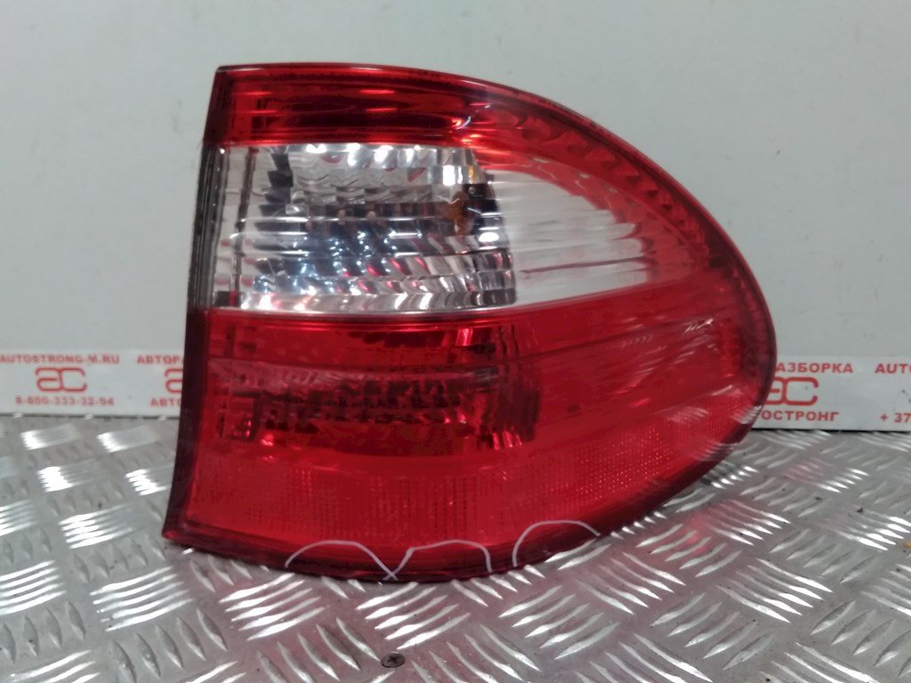 

Фонарь задний правый Mercedes W211 (E Class), W211 (E Class)