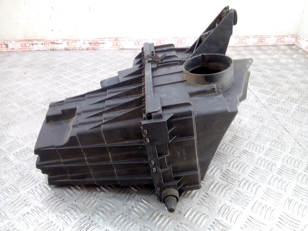 

Корпус воздушного фильтра Volkswagen T5, T5