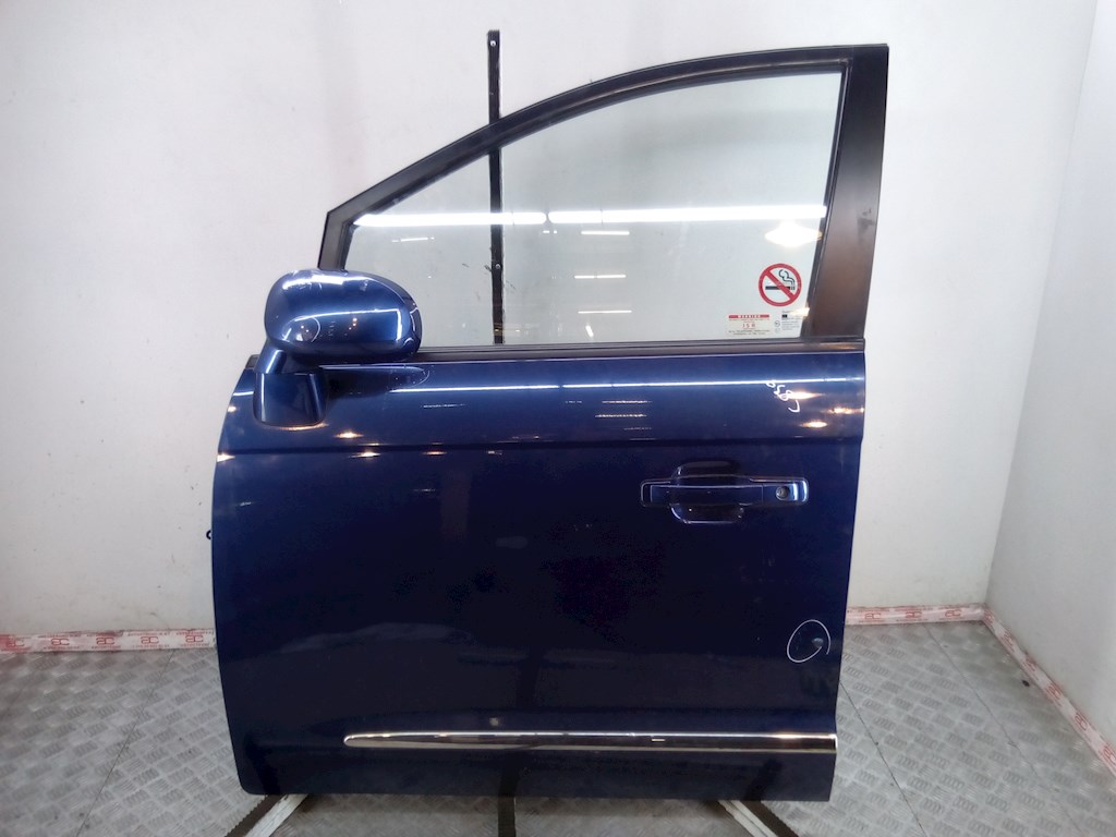 

Дверь передняя левая SsangYong Rodius, Rodius
