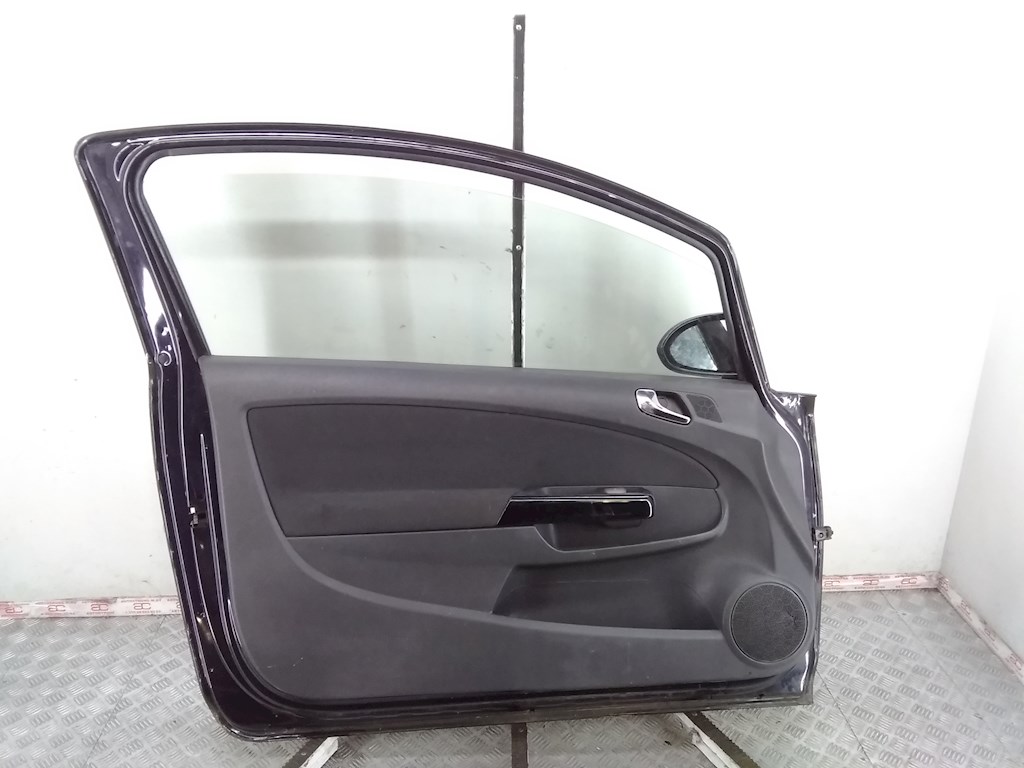 Дверь опель корса д. Opel Corsa 3d 2008 левая дверь передняя. Opel Corsa b дверь передняя правая. Opel Corsa проем открытая передняя дверь. Дверь передняя правая Опель Корса д артикул.