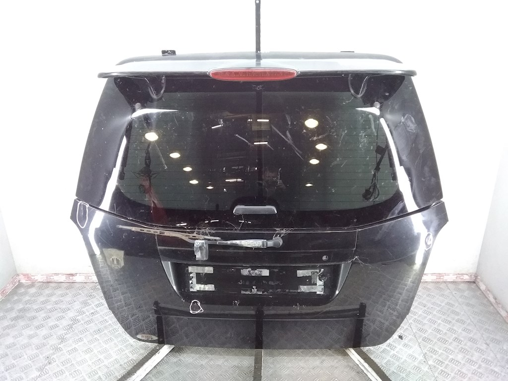 

Крышка (дверь) багажника SsangYong Rexton, Rexton