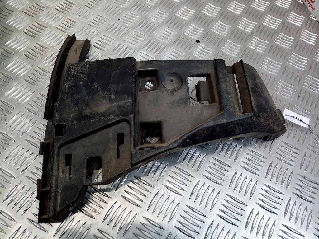 

Кронштейн (крепление) переднего бампера правый Volvo S70 V70 2, S70 V70 2
