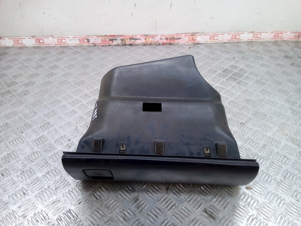 

Бардачок (вещевой ящик) Volkswagen Passat 3, Passat 3