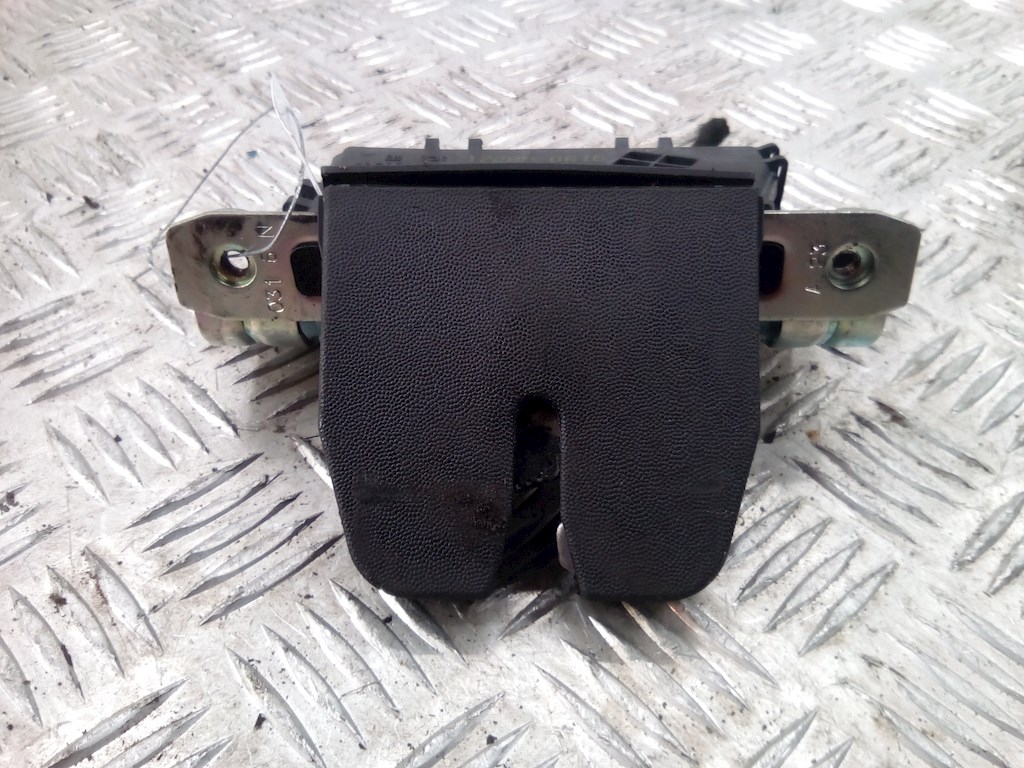 

Замок крышки (двери) багажника Opel Zafira B, Zafira B