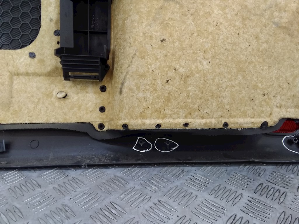 

Обшивка (карта) двери задней левой Ford Galaxy 1, Galaxy 1