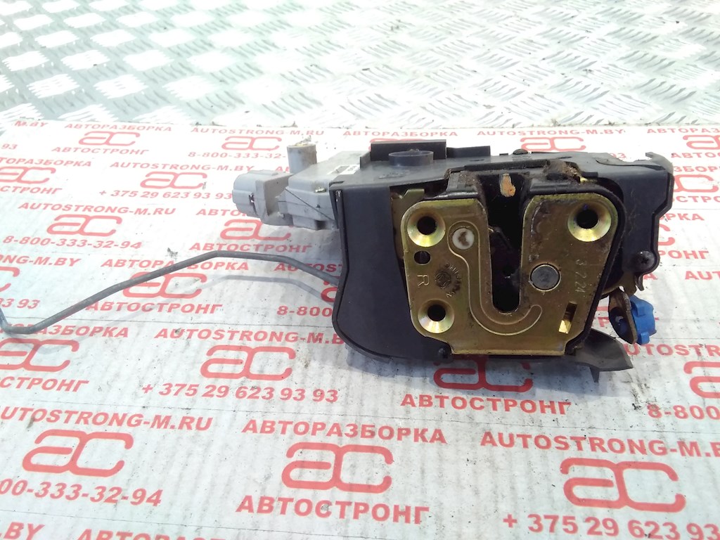 

Замок двери передней правой Nissan X Trail T30, X Trail T30