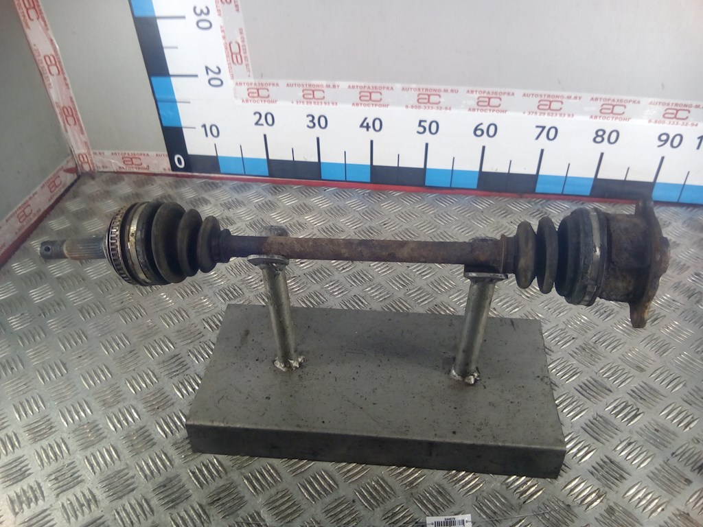 

Полуось задняя левая (приводной вал шрус) Toyota Rav4 1, Rav4 1