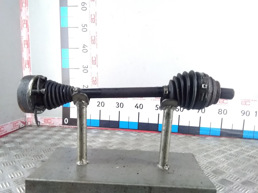 

Полуось передняя левая (приводной вал шрус) Skoda Octavia 1Z, Octavia 1Z