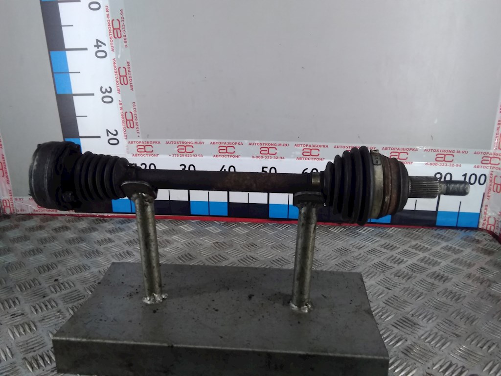 

Полуось передняя левая (приводной вал шрус) Volkswagen Golf 4, Golf 4