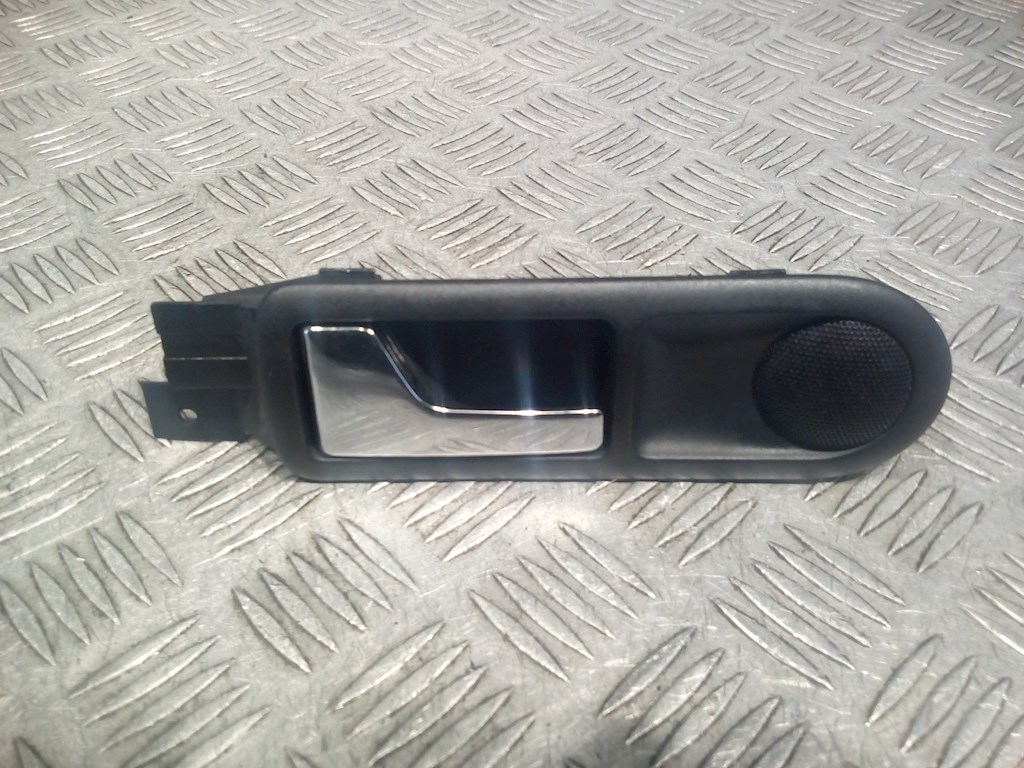 

Ручка двери внутренняя задняя левая Volkswagen Golf 4, Golf 4