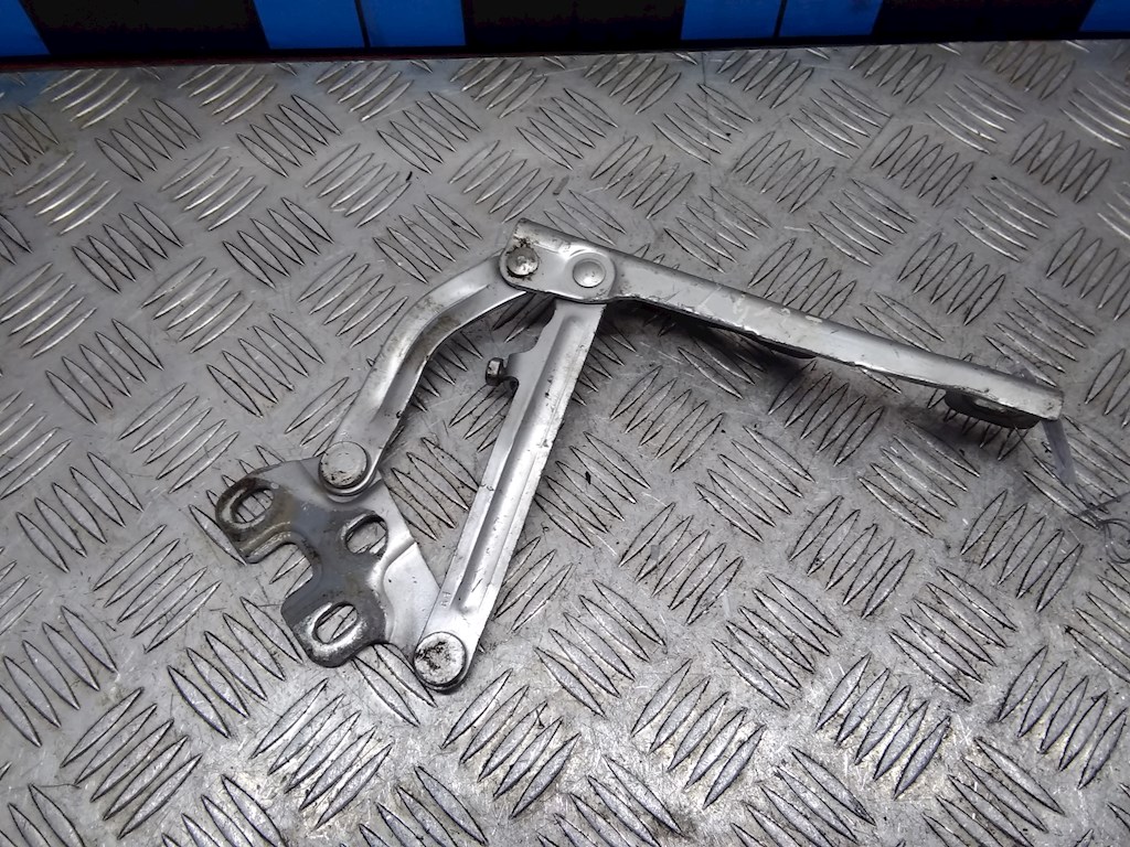 

Петля капота правая Opel Corsa D, Corsa D