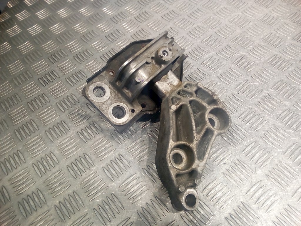 

Подушка крепления двигателя Renault Scenic 2, Scenic 2