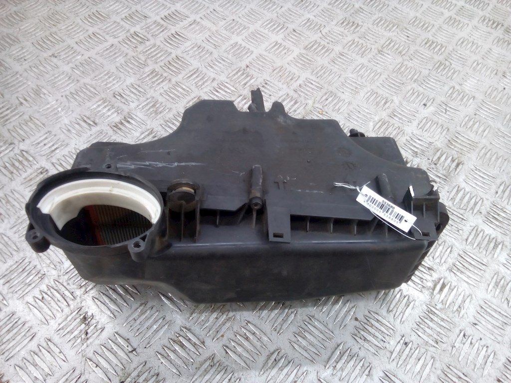 

Корпус воздушного фильтра Citroen C3, C3