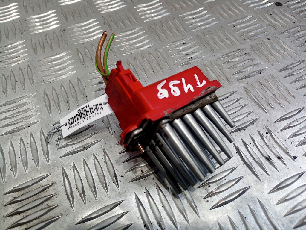 

Резистор (сопротивление) печки Audi A4 B5, A4 B5