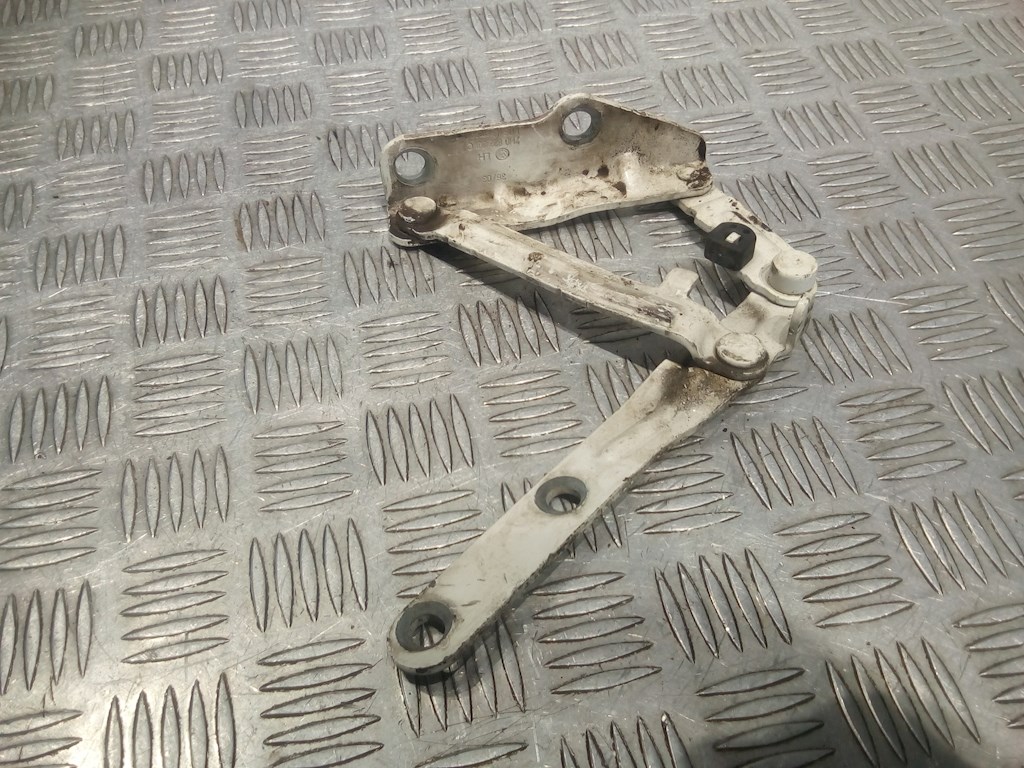 

Петля капота левая Volkswagen T5, T5