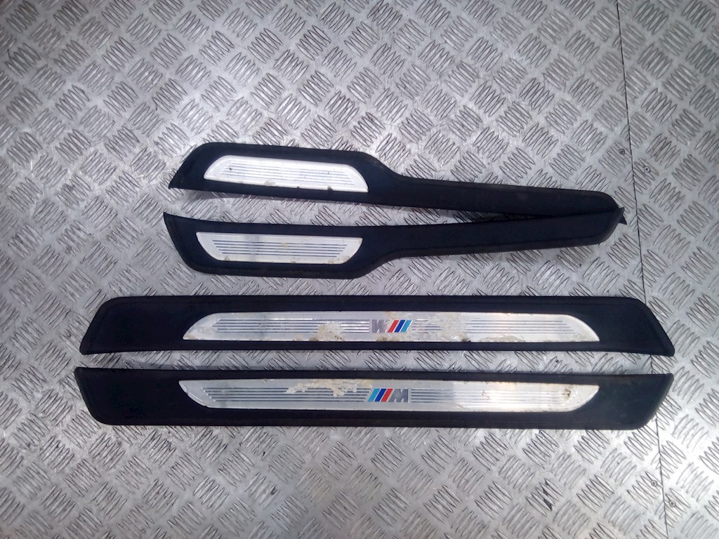 

Накладка порога (внутренняя) BMW 3 Series (E90), 3 Series (E90)
