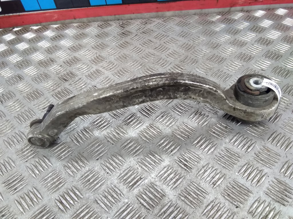 

Рычаг передний правый Audi A4 B6, A4 B6