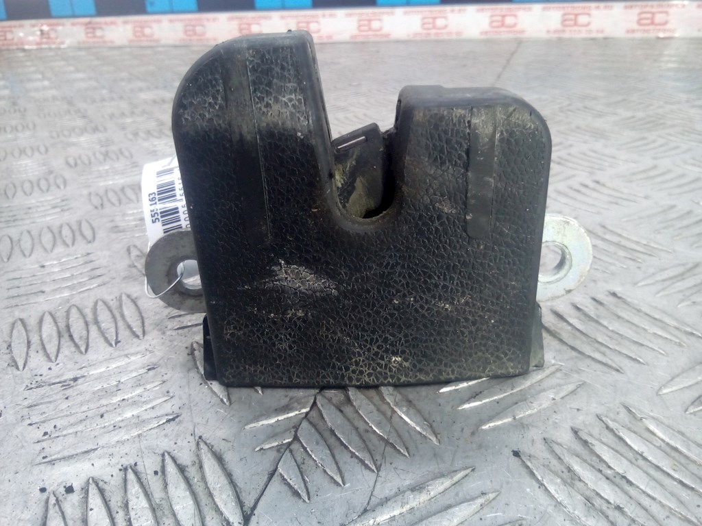 

Замок крышки (двери) багажника Volkswagen Passat 6, Passat 6