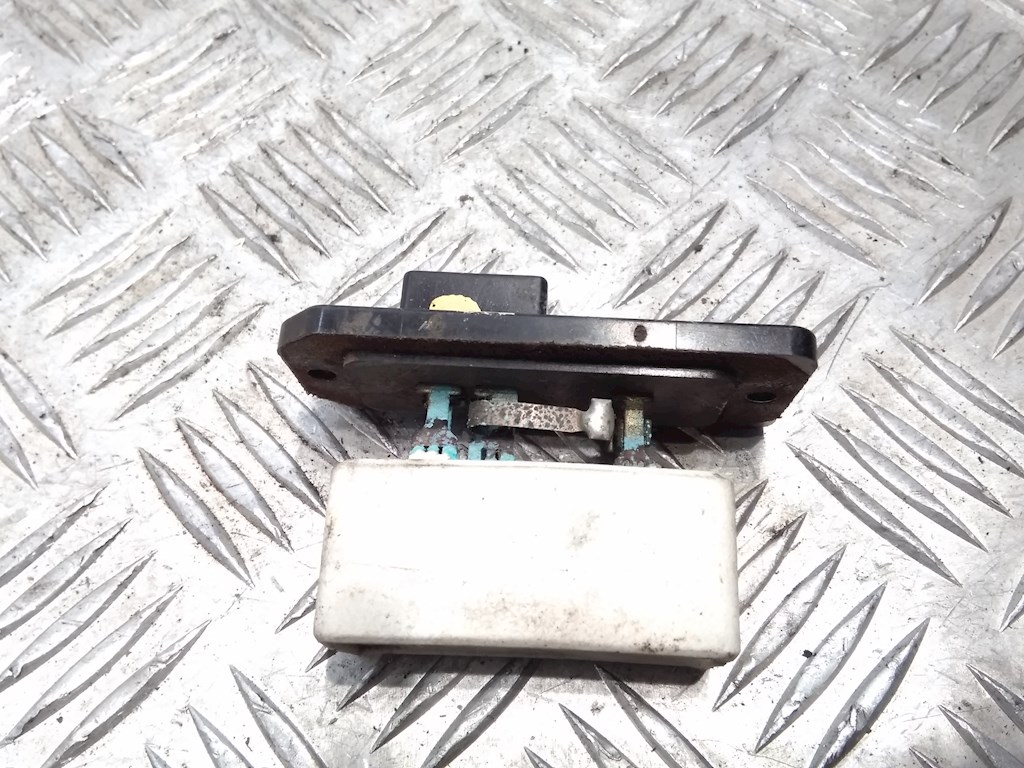 

Резистор (сопротивление) печки Toyota Rav4 1, Rav4 1