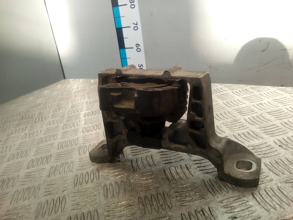 

Подушка крепления двигателя Ford Focus 2, Focus 2