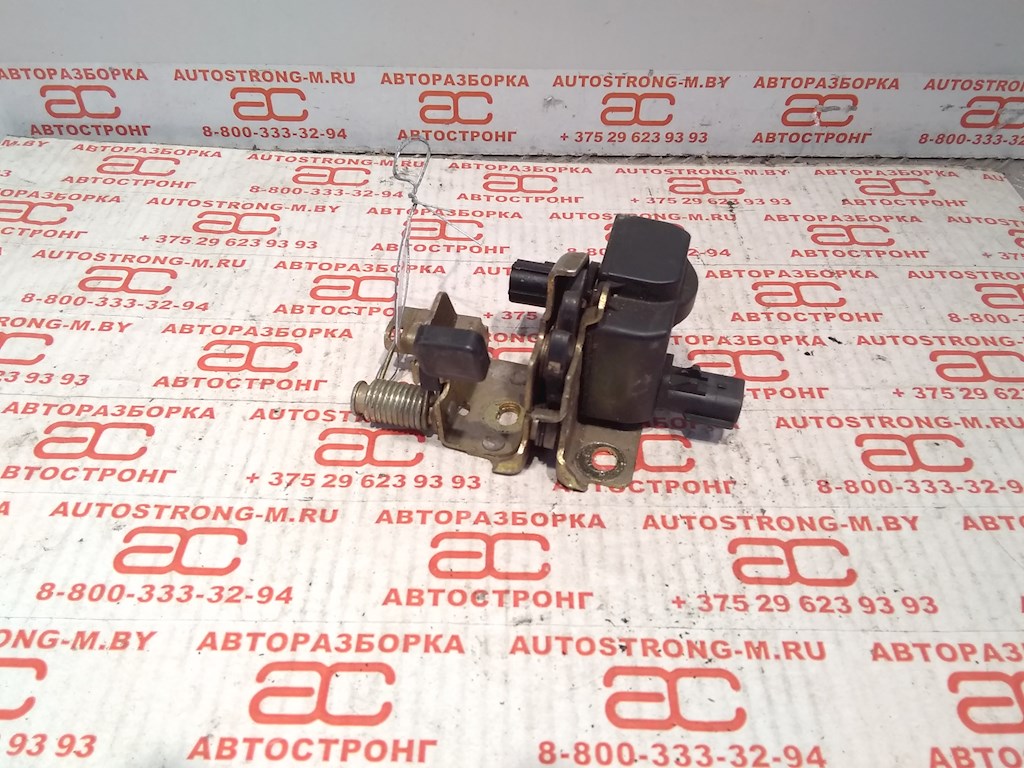 

Замок крышки (двери) багажника Jeep Cherokee 3, Cherokee 3