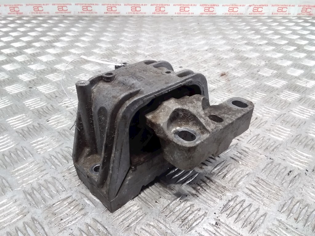

Подушка крепления двигателя Volkswagen Passat 6, Passat 6