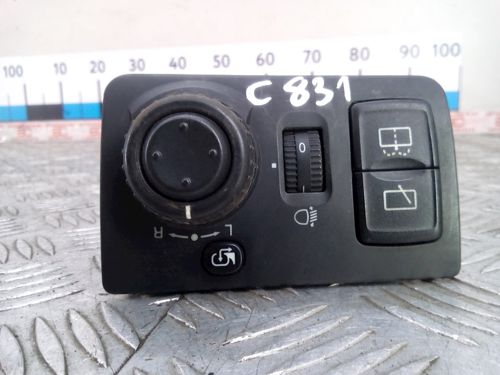 

Кнопка (джойстик) зеркал SsangYong Rexton, Rexton