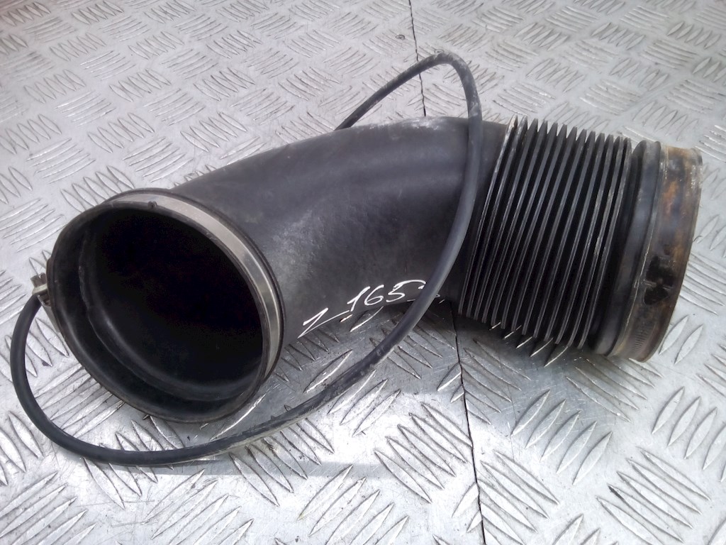 

Воздухозаборник (наружный) BMW 7 Series (E65/E66), 7 Series (E65/E66)