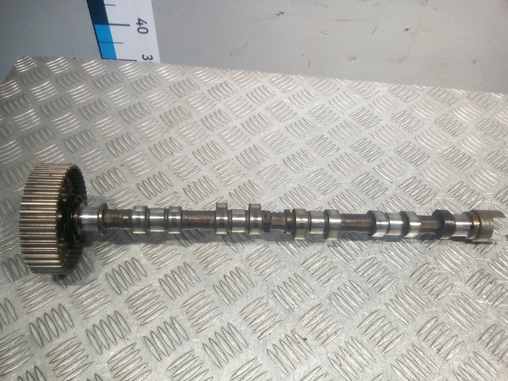 

Распредвал Mitsubishi Carisma, Carisma