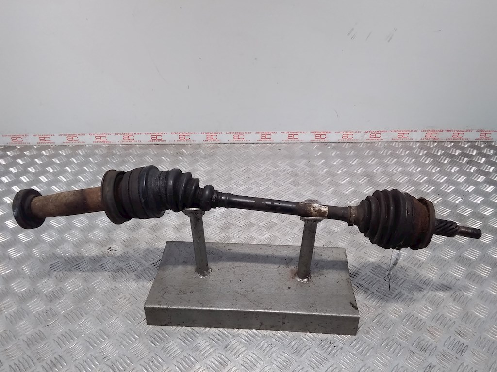 

Полуось передняя правая (приводной вал шрус) Volkswagen T5, T5