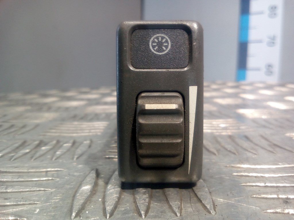 

Кнопка корректора фар Volvo S70 V70 1, S70 V70 1