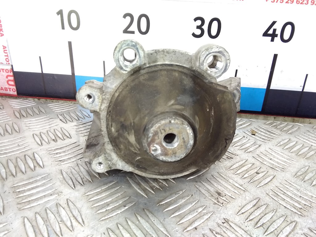 

Подушка крепления двигателя Honda CRV 3, CRV 3