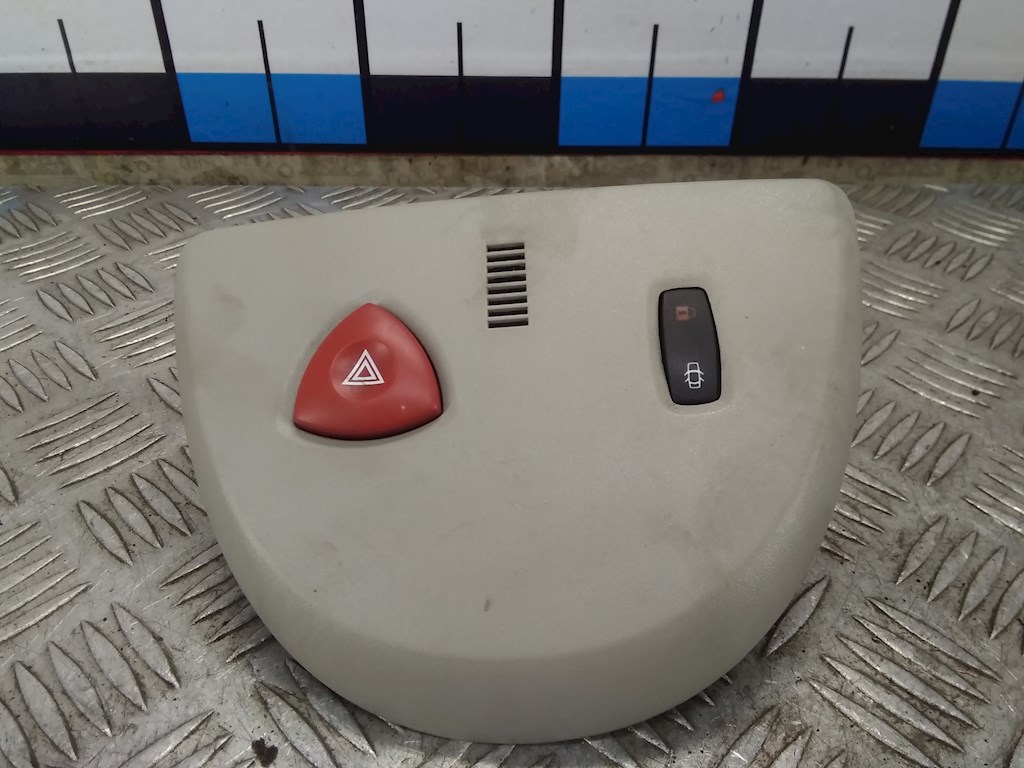 

Кнопка аварийки Renault Espace 4, Espace 4