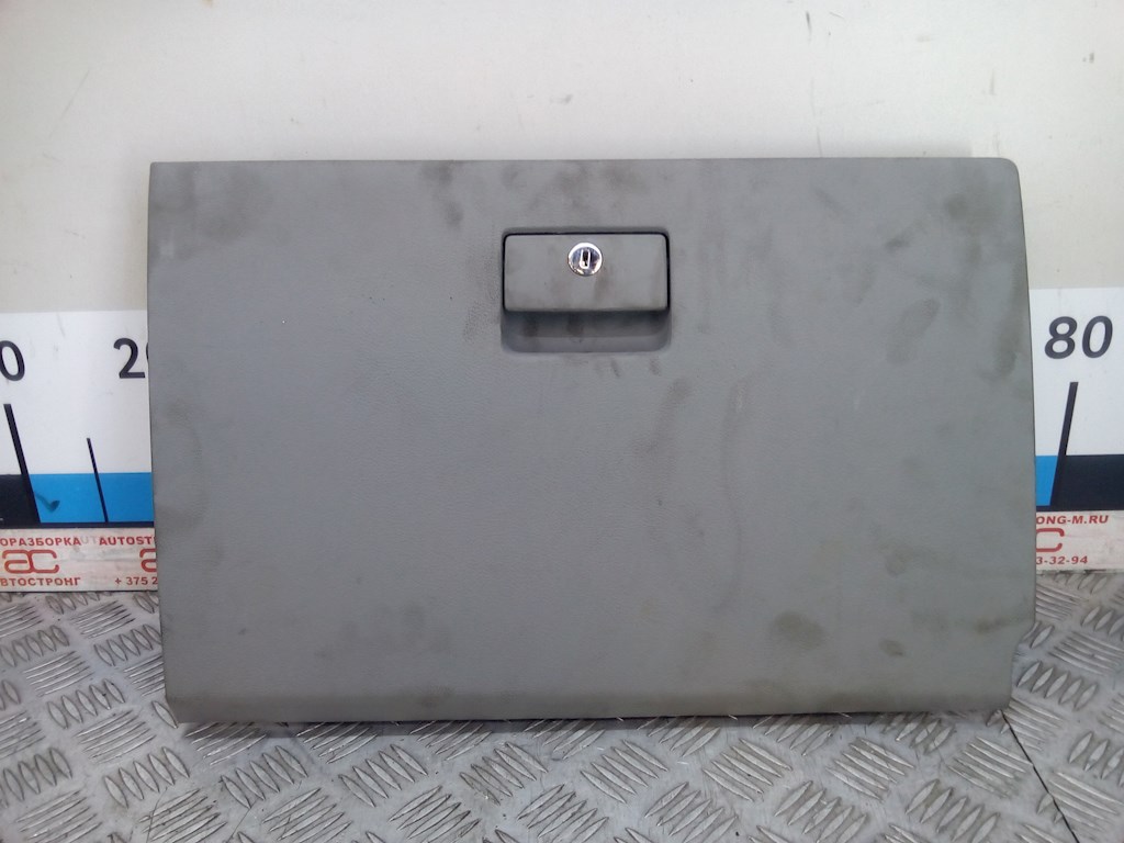 

Бардачок (вещевой ящик) Volkswagen Sharan, Sharan