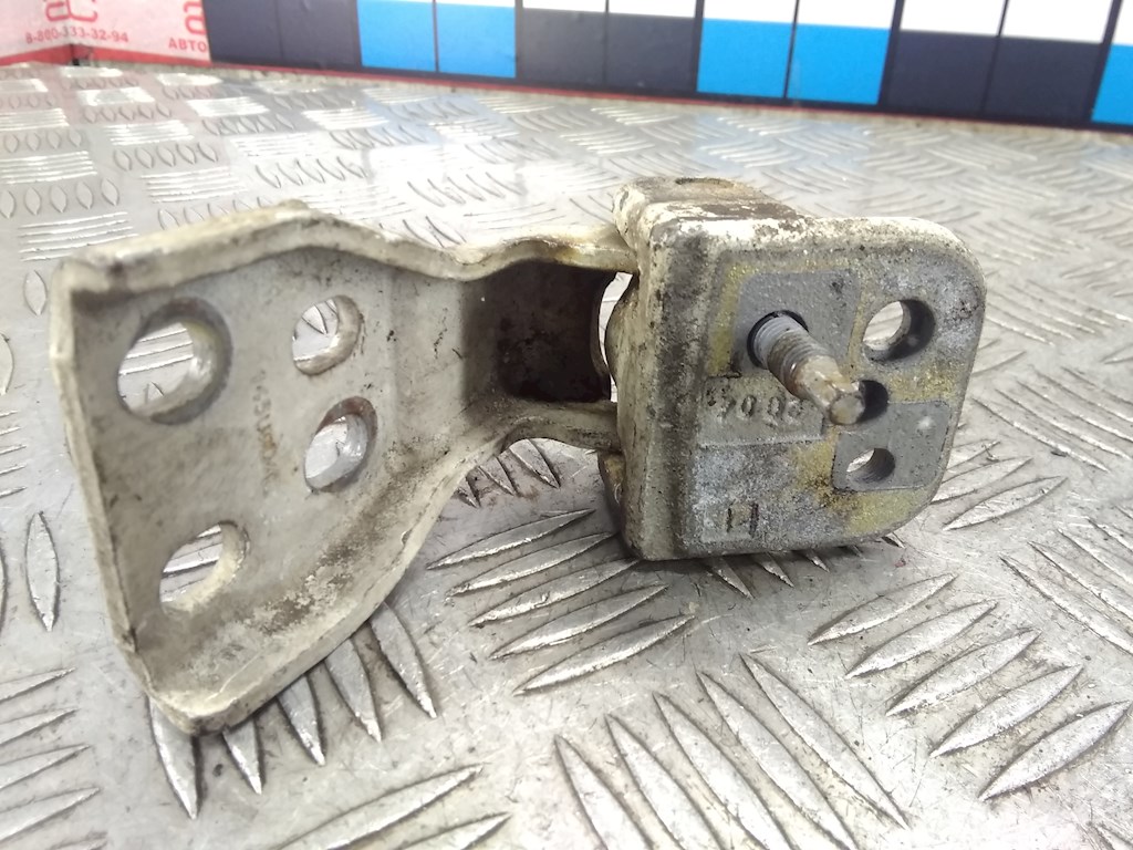 

Петля двери задней левой Ford Transit 4, Transit 4