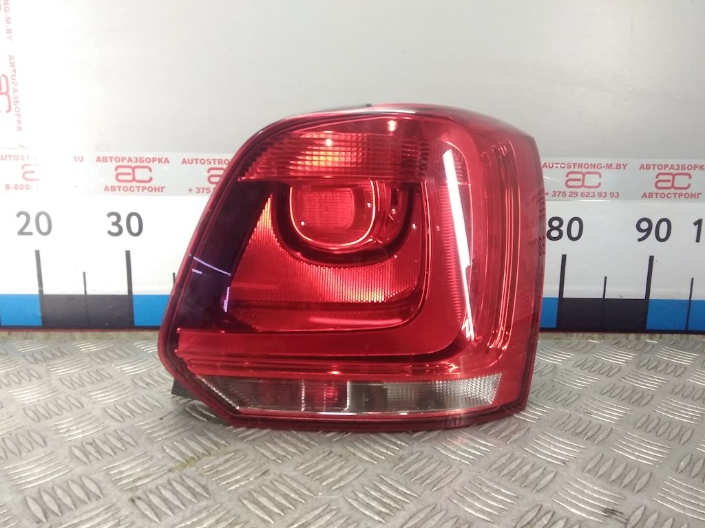 

Фонарь задний правый Volkswagen Polo (6R1), Polo (6R1)