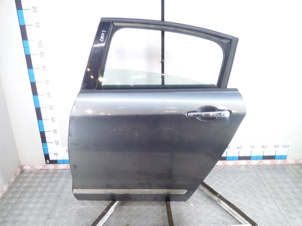 

Дверь задняя левая Citroen C5 2, C5 2