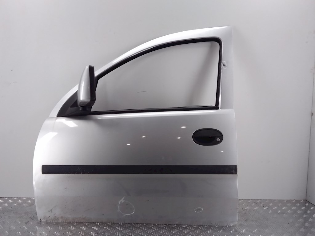 

Дверь передняя левая Opel Combo C, Combo C