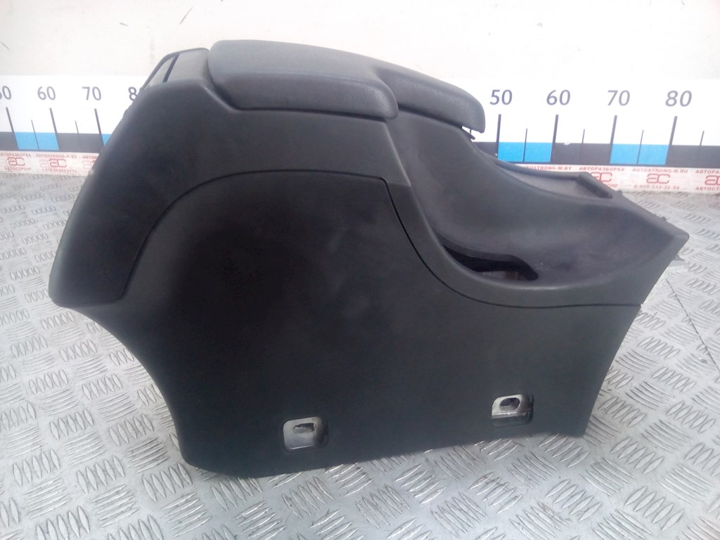 

Подлокотник Alfa Romeo 159, 159