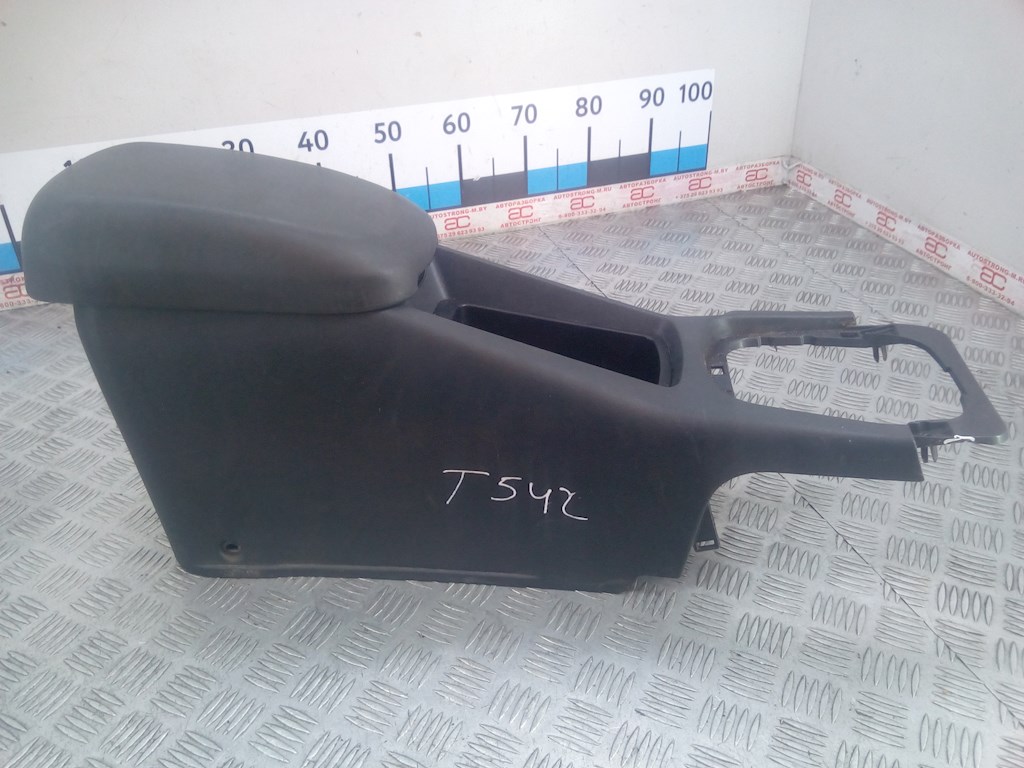 

Подлокотник Mitsubishi Galant 8, Galant 8