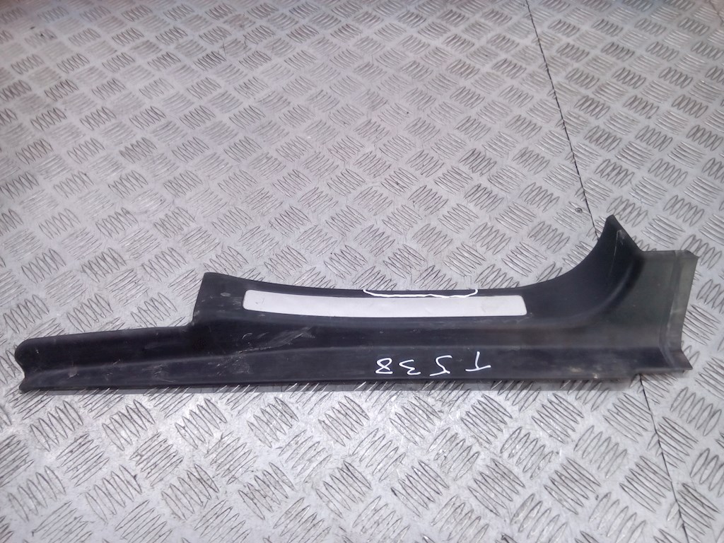 

Накладка порога (внутренняя) Mercedes W203 (C Class), W203 (C Class)