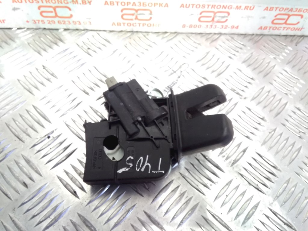 

Замок крышки (двери) багажника Audi A4 B8, A4 B8