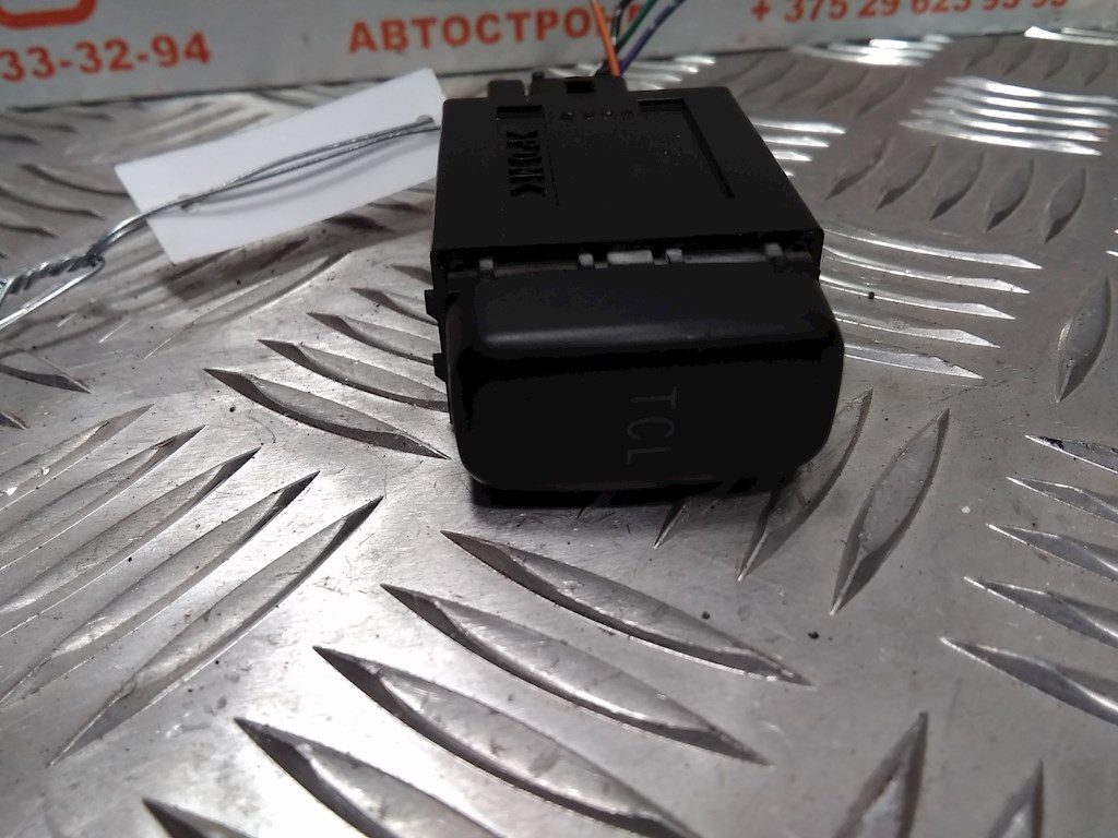

Кнопка антипробуксовочной системы Mitsubishi Grandis, Grandis