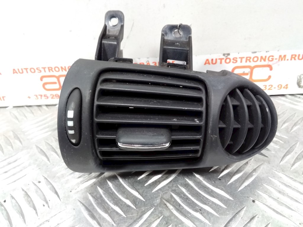 

Дефлектор обдува салона Mercedes W203 (C Class), W203 (C Class)