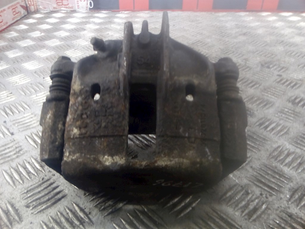 

Суппорт передний правый Volvo S40 V40 1, S40 V40 1