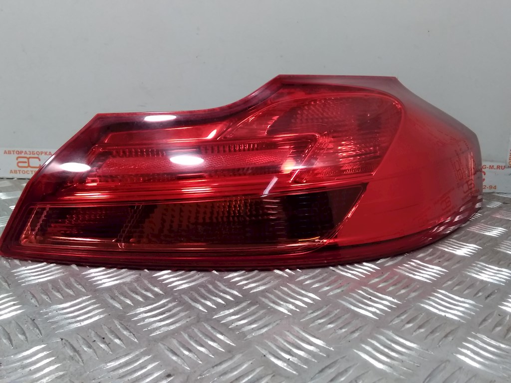 

Фонарь крышки багажника правый Opel Insignia, Insignia