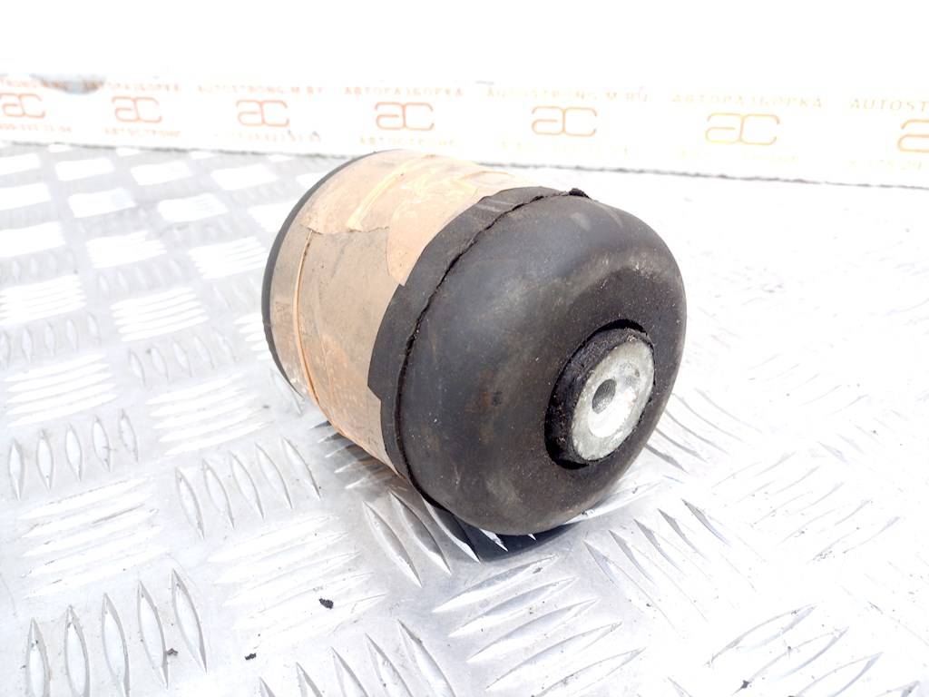 

Подушка крепления двигателя Volkswagen T5, T5