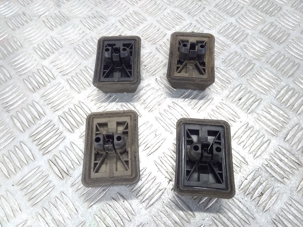 

Поддомкратник BMW 3 Series (E46), 3 Series (E46)