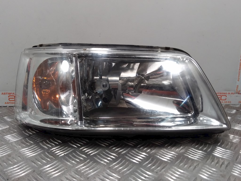 

Фара передняя правая Volkswagen T5, T5