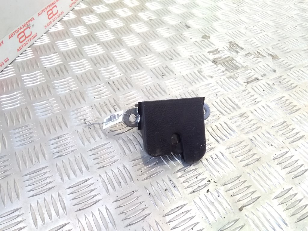 

Замок крышки (двери) багажника Volkswagen Passat 6, Passat 6